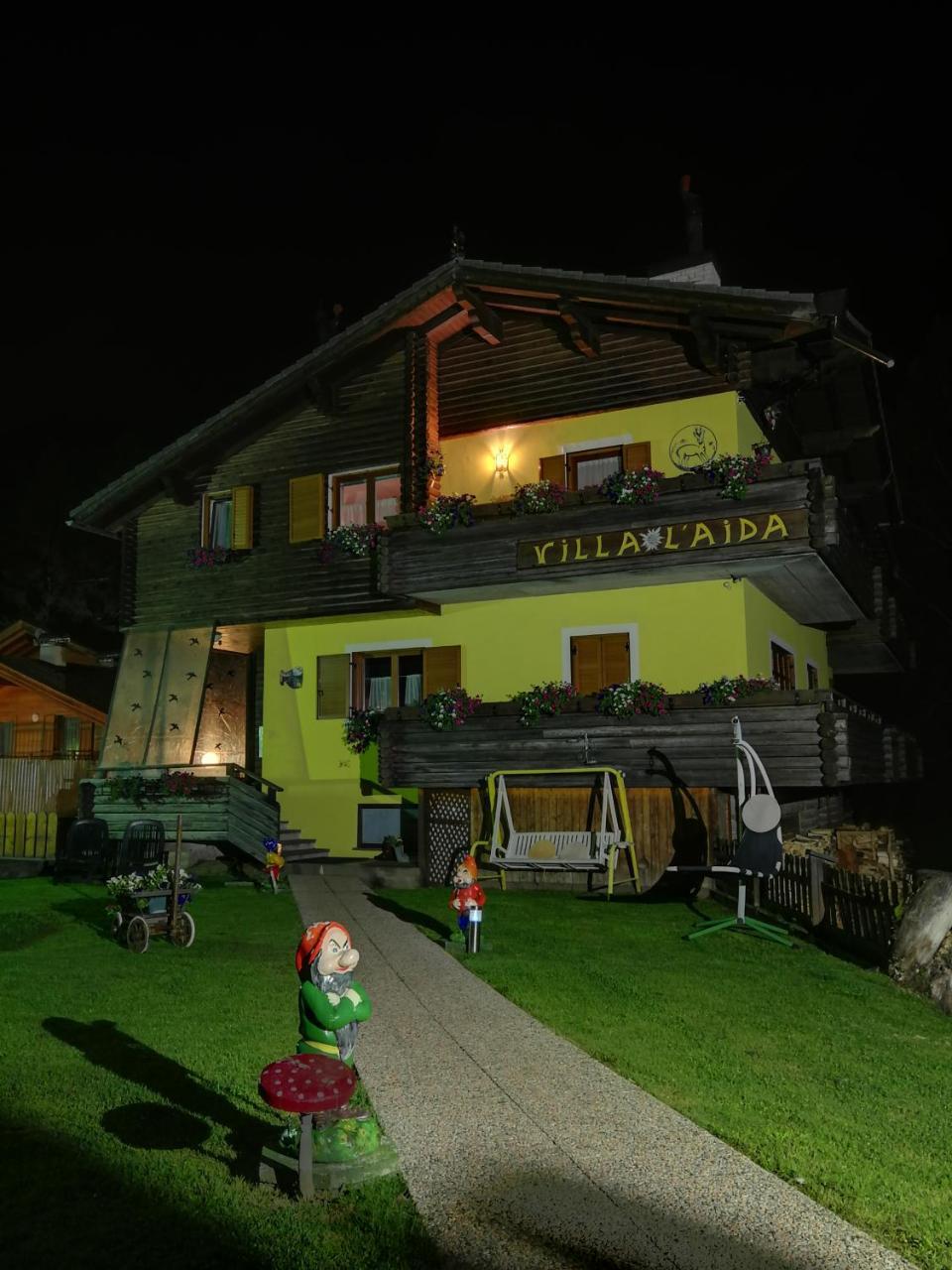 Villa L'Aida Canazei Exteriör bild